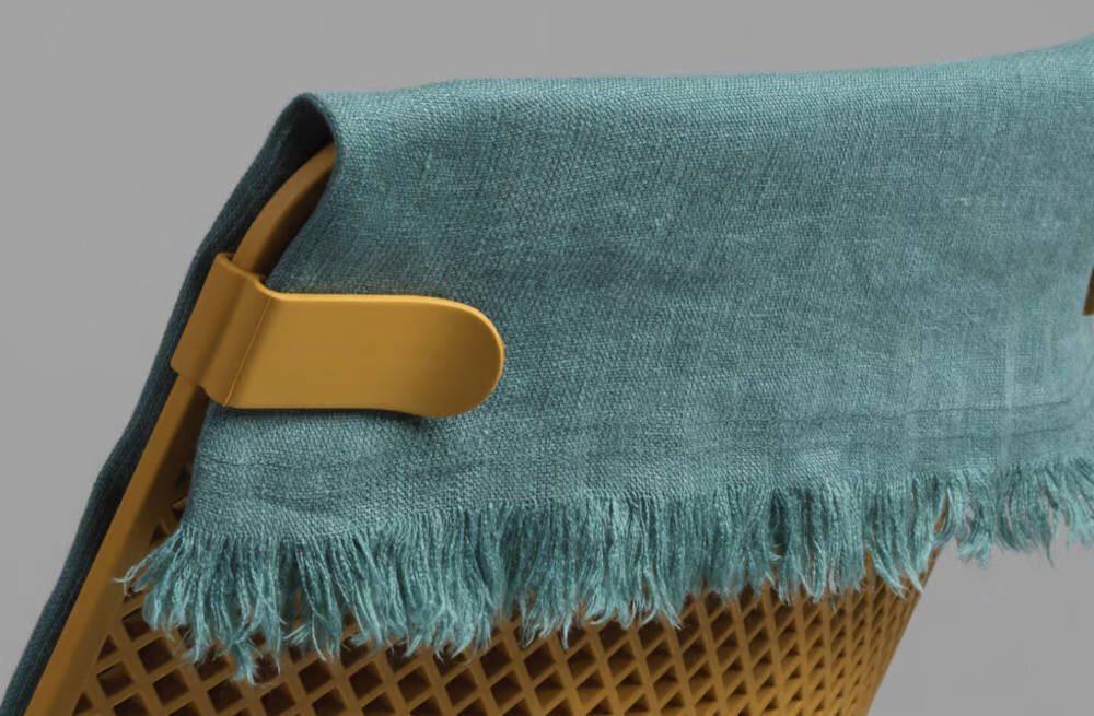 Fotel NARDI Net Lounge Tortora Antypoślizgowe nóżki wygoda komfort użytkowanie czyszczenie klipsy