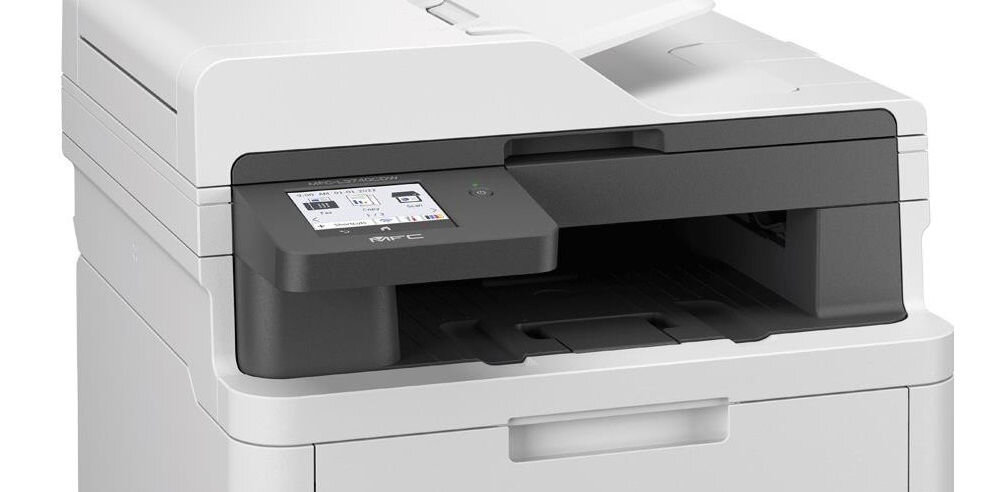 Urządzenie wielofunkcyjne BROTHER MFC-L3740CDW Druk w kolorze, Automatyczny druk dwustronny, Wi-Fi zbliżenie na wyświetlacz na białym tle kolorowy ekran dotykowy przekątna monitorowanie statusu prosta przejrzysta obsługa urządzenia