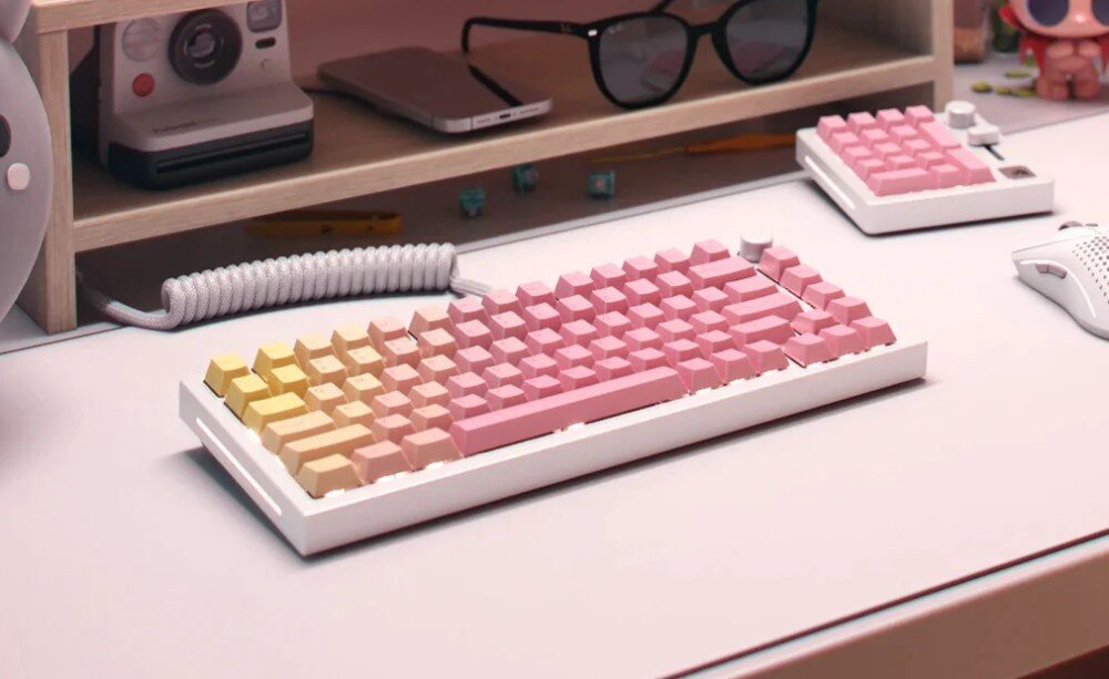 Klawisze GLORIOUS PC GPBT Pink Grapefruit wygląd opis
