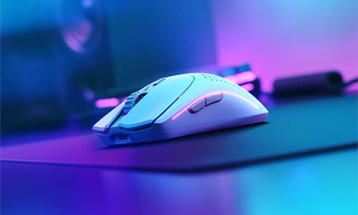 GLORIOUS Model O 2 Wireless - klawiatura i mysz na biurku