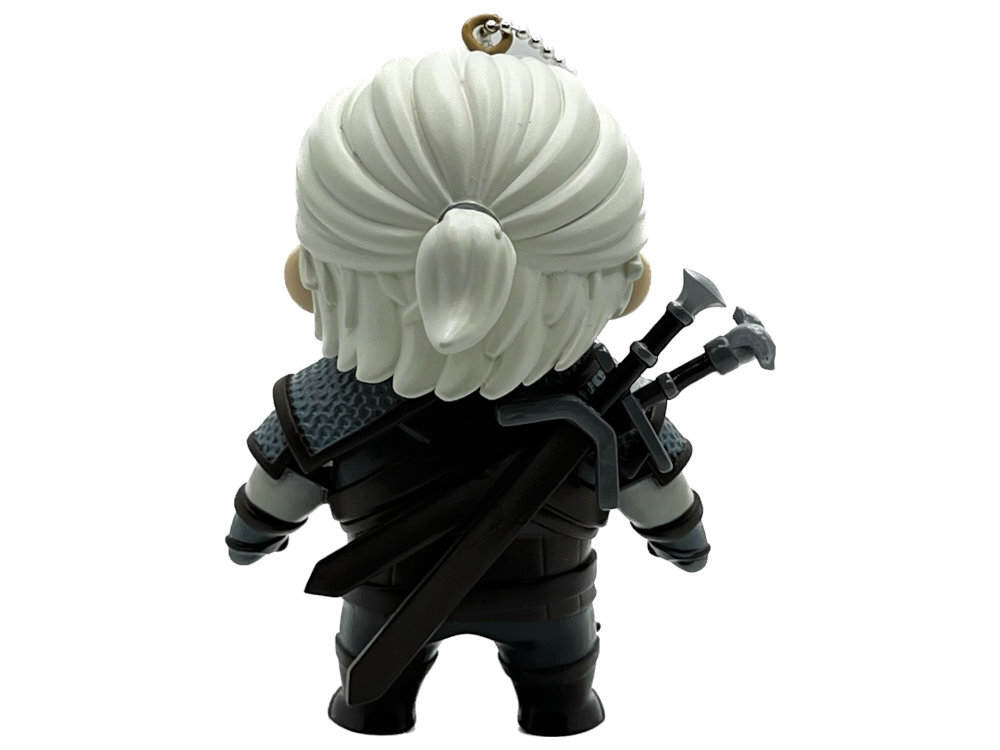 Figurka CENEGA The Witcher Geralt of Rivia można ją zarówno postawić zawiesić kolekcję geekowych gadżetów świata Wiedźmina jego bohaterów