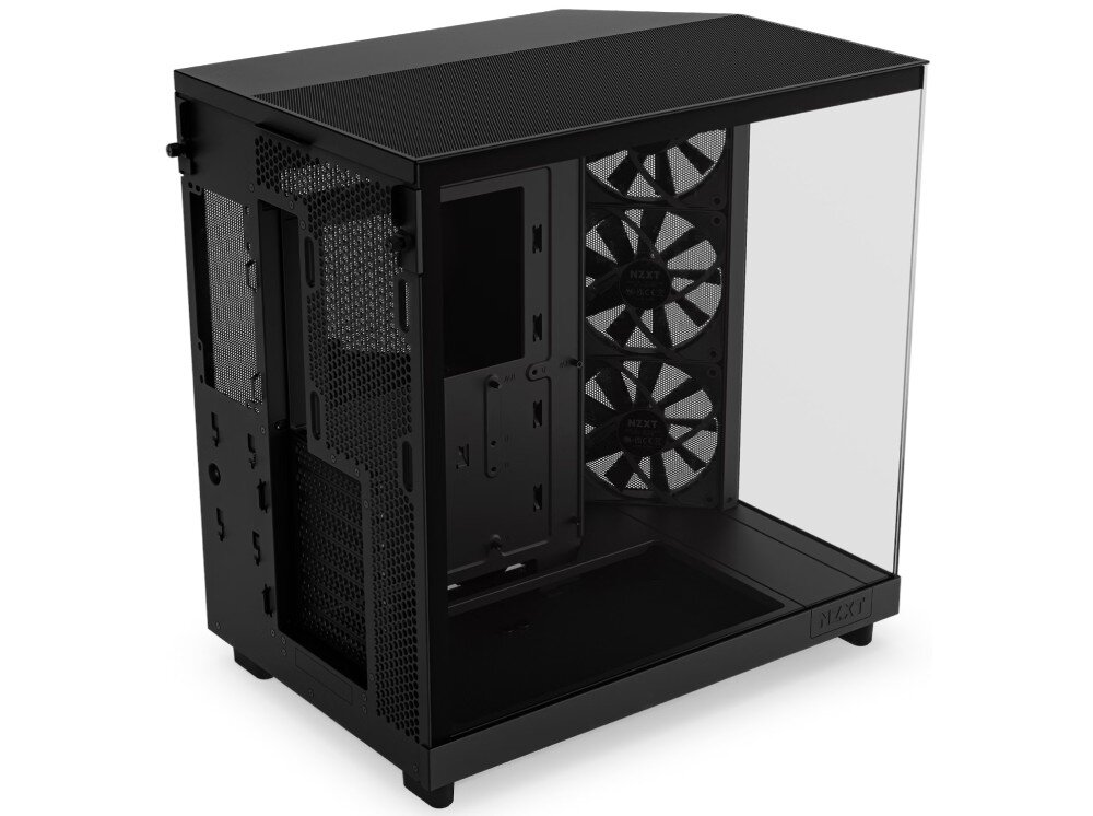 Obudowa NZXT H6 Flow Pusta obudowa komputerowa widziana od góry z boku, ukazująca przeszklone panele oraz trzy wentylatory zamontowane pod kątem wewnątrz