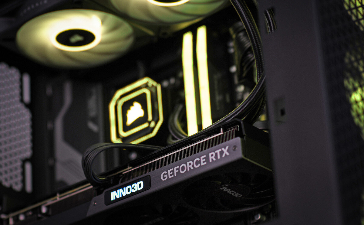 Komputer ACTINA iCUE i5-14600KF 32GB RAM 2TB SSD GeForce RTX4070Ti Windows 11 Home podzespoły procesor taktowanie karta graficzna wydajność