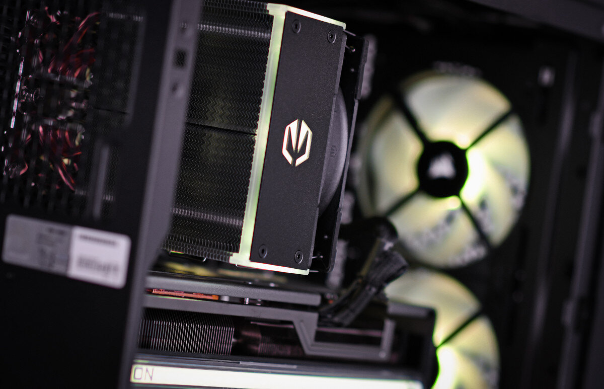 Komputer ACTINA iCUE i5-12400F 16GB RAM 1TB SSD Radeon RX7700XT Windows 11 Home pamięć RAM dysk SSD pojemność responsywność