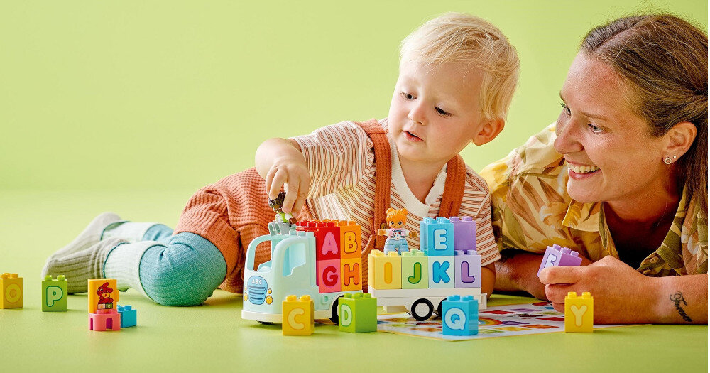KLOCKI LEGO DUPLO CIĘŻARÓWKA Z ALFABETEM 10421 nauka ciężarówka literki