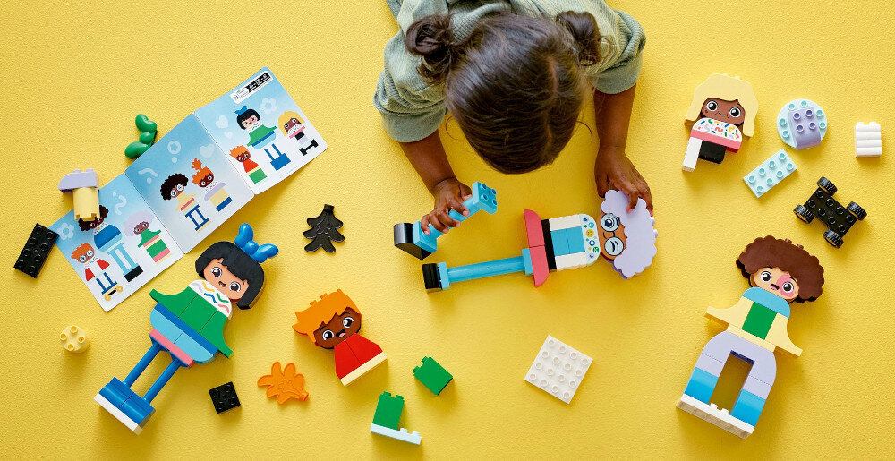 KLOCKI LEGO DUPLO LUDZIKI Z EMOCJAMI 10423 elementy