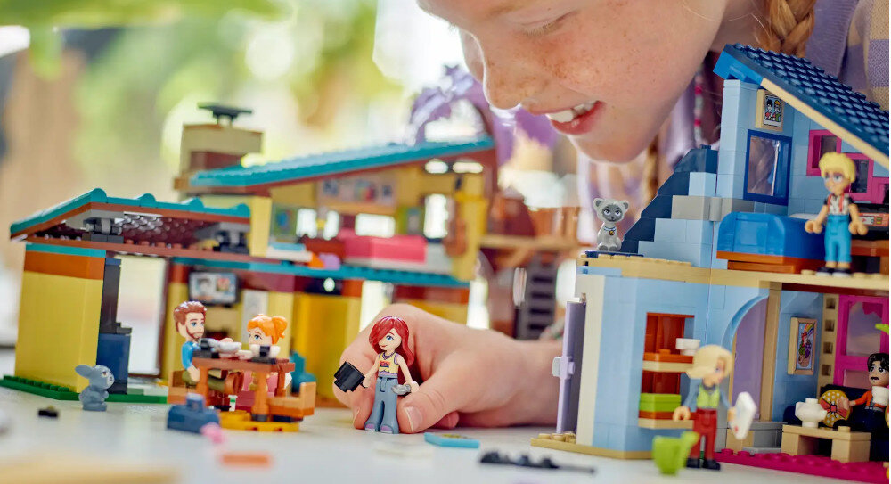 LEGO 42620 Friends Dom rodzinny Olly'ego i Paisley zabawa edukacja rozwój wyposażenie kreatywność