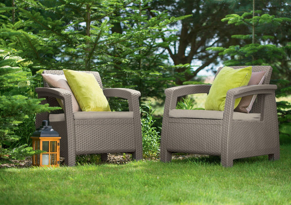 Zestaw mebli ogrodowych KETER CORFU II DUO Brązowo-beżowy wygodne poduszki na siedziskach pokrowce latwe utrzymanie czystosci uzywac lagodnych srodkow myjacych i miekkich sciereczek