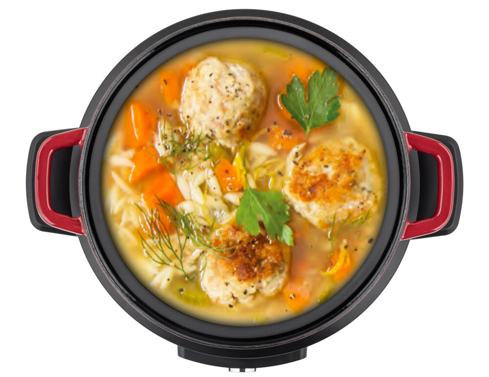 Multicooker TESLA MC600 Pro grubosc garnka zamknieta konstrukcja