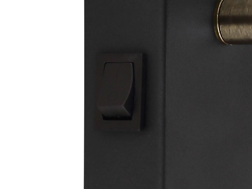 Kinkiet GLOBO Robby włącznik na ścianie sypialni salonu