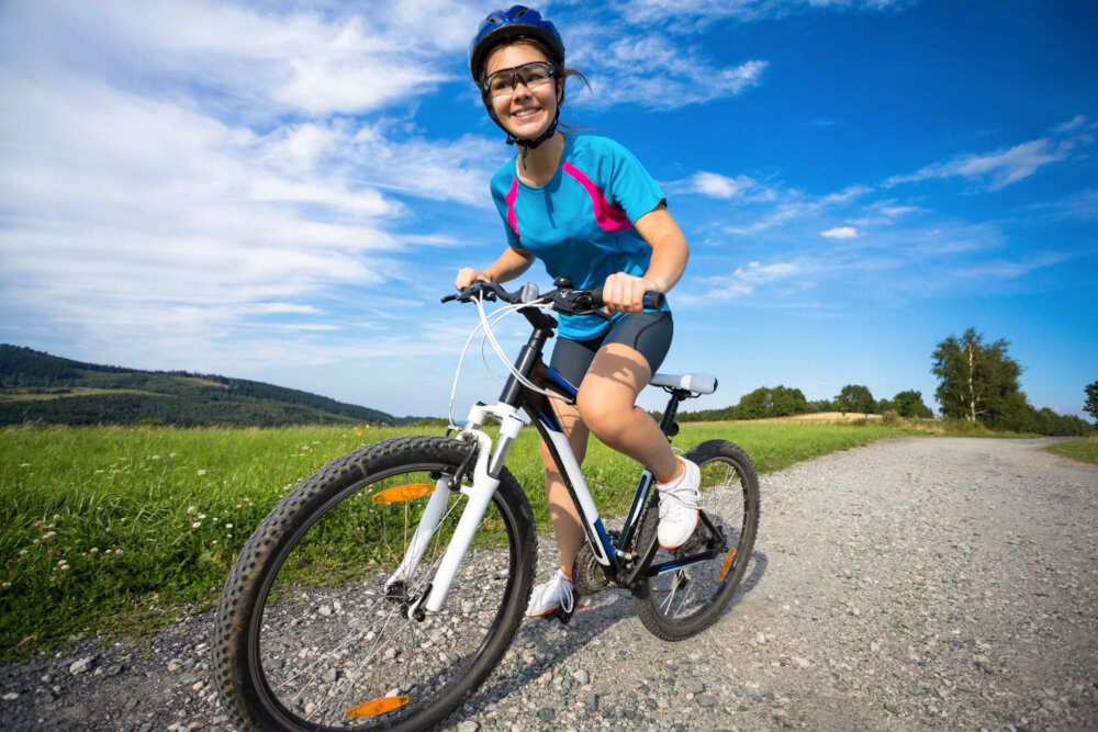 Rower crossowy INDIANA X-Cross 3.0 D19 damski Czarno-turkusowy uniwersalny pojazd srodek codziennego transportu relaks