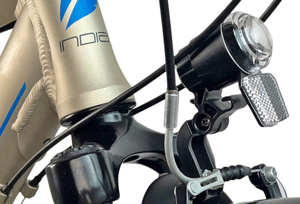 Rower trekkingowy INDIANA X-Road 1.0 M17 28 cali Amar męski Piaskowy bezpieczenstwo oswietlenie roweru przednie i tylne oswietlenie bateryjne wymagane przez prawo drogowe