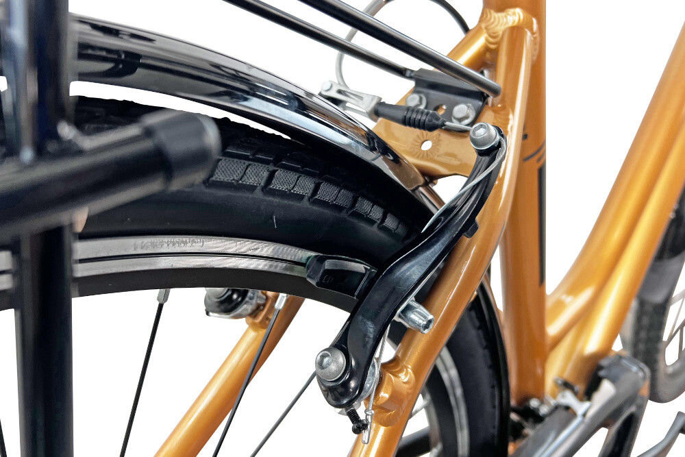 Rower trekkingowy INDIANA X-Road 1.0 D19 28 cali damski Jasnobrązowy podstawa bezpieczenstwa kazdego rowerzysty hamulce V-Brake na przod i na tyl lekkie duza sila hamowania