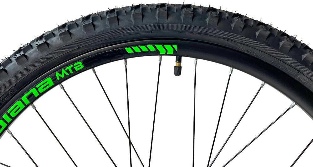 Rower górski MTB INDIANA X-Pulser 2.6 M15 26 cali męski Czarno-zielony kola rozmiar 26 cali latwiej pokonac przeszkody wiekszy kontakt kola z podlozem szerokie opony marki KENDA dobra przyczepnosc dwusciankowe obrecze zachowanie regularnego ksztaltu kol stabilne trzymanie opony bezpieczna komfortowa jazda regularne sprawdzanie cisnienia powietrza wartosc na bocznej czesci opony