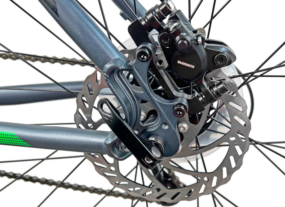 Rower górski MTB INDIANA X-Pulser 3.7 M21 27.5 cala męski Czarno-grafitowo-zielony podstawa bezpieczenstwa kazdego rowerzysty hamulce tarczowe hydrauliczne marki SHIMANO Altus duza sila hamowania na kazde waruki pogodowe i na kazda trase plyn hamulcowy precyzyjne okreslenie mocy hamowania odblaski lepiej widoczny na drodze