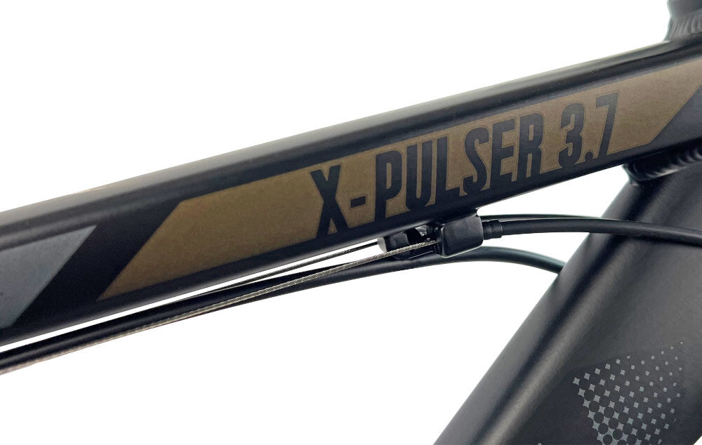 Rower górski MTB INDIANA X-Pulser 3.7 M21 27.5 cala męski Czarno-brązowy rama 21-calowa aluminiowa odporna na korozje rower jest bardzo zwinny lekki latwo go podniesc komfort jazdy odpowiednia kontrola nad rowerem wybor rozmiaru ramy Twoj wzrost mierzony w zrelaksowanej pozycji typ roweru dla osob o wzroscie od 180 do 190 cm