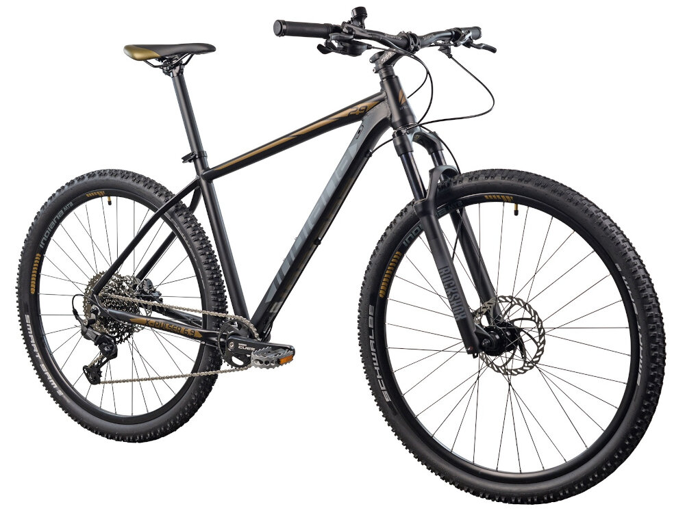 Rower górski MTB INDIANA X-Pulser 6.9 M23 29 cali męski Czarno-brązowy goral dla sportowcow do jazdy wyczynowej uniwersalny dla amatorow zwrotny latwo wchodzi w zakrety do jazdy w miescie poza miastem w lesie na latwym itrudnym gorskim szlaku w niezbyt grzaskim blocie nie za glebokim piachu
