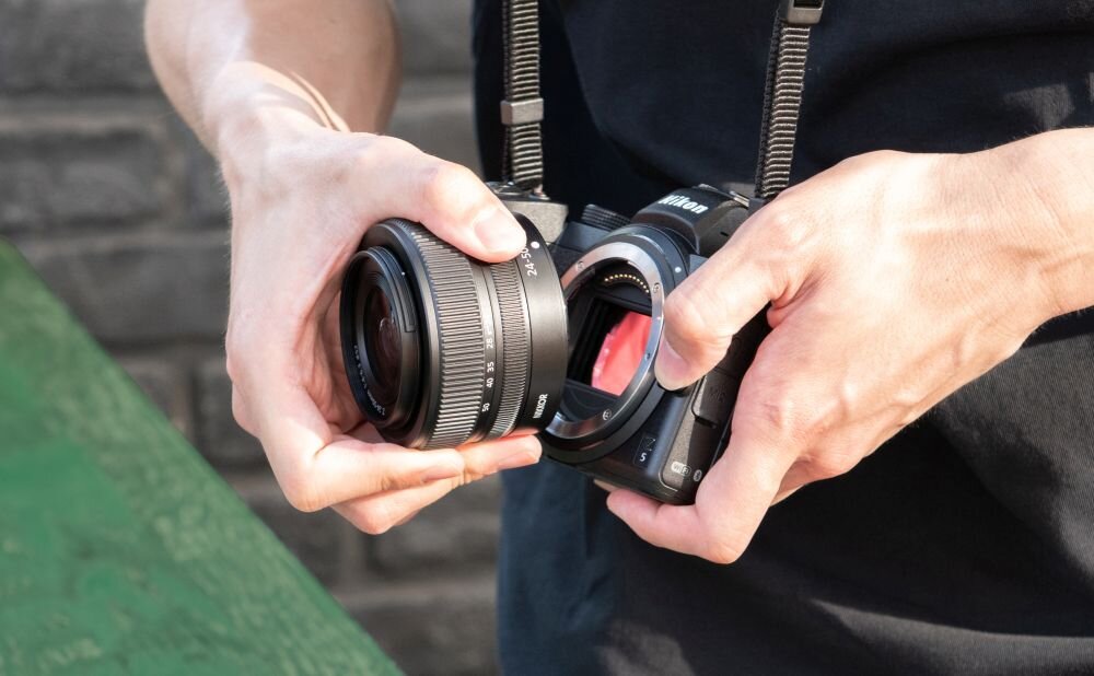 Aparat NIKON Z5 zdjęcia obiektyw ekran wizjer ogniskowa przysłona migawka obudowa bateria zasilanie filmy nagrywanie rozdzielczość matryca rozmiar przekątna tryby iso montaż lampa światło przyciski sterowanie menu kontrast jasność balans bieli filtry cmos karta pliki format zapis seria