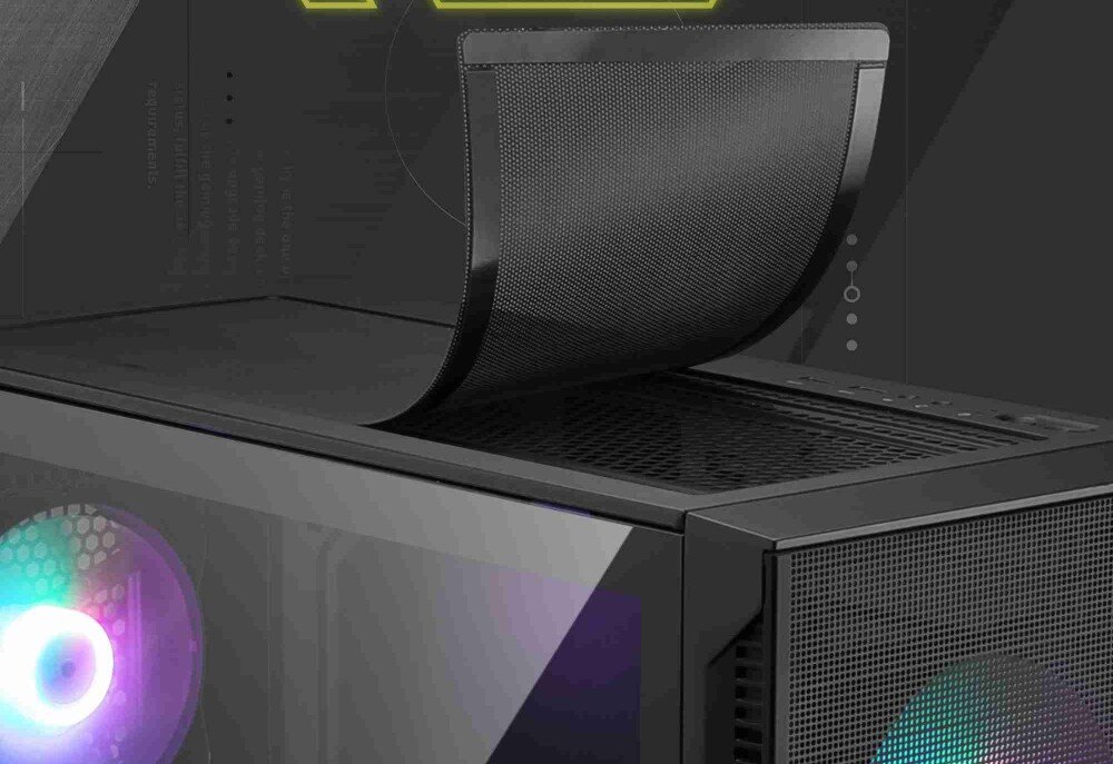 Obudowa MSI MAG Forge 320R Airflow zbliżenie na górny panel z odchylonym filtrem przeciwkurzowym