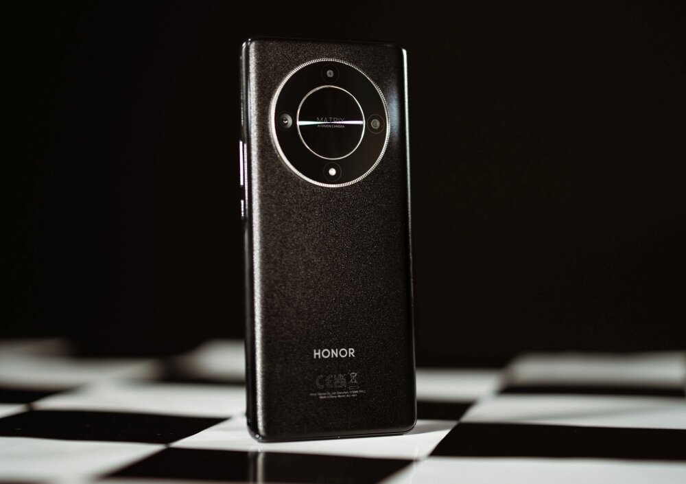 Smartfon HONOR MAGIC 6 LITE ekran bateria aparat procesor ram pamięć pojemność rozdzielczość zdjęcia filmy opis dane cechy blokady system łączność wifi bluetooth obudowa szkło odporność porty muzyka transfer sieć przekątna matryca waga czujniki oled amoled ips
