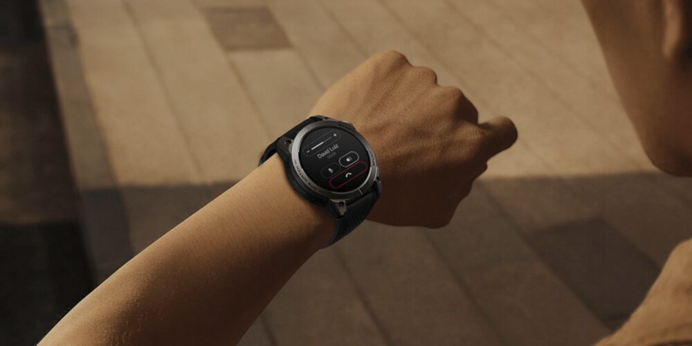 Smartwatch Zeblaze Stratos 3 na ręku