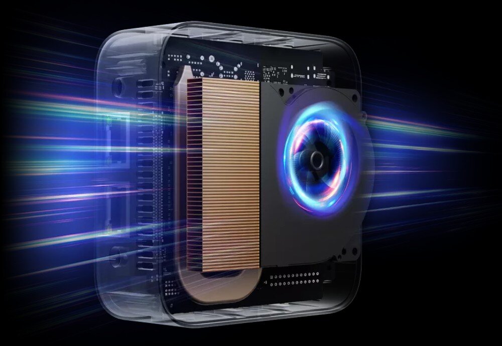 Komputer BLACKVIEW MP80 Przekrój przez wnętrze urządzenia pokazujący radiator i wentylator z niebieskim podświetleniem, przez które przechodzą kolorowe strumienie powietrza, wentylator, chłodzenie, głośność