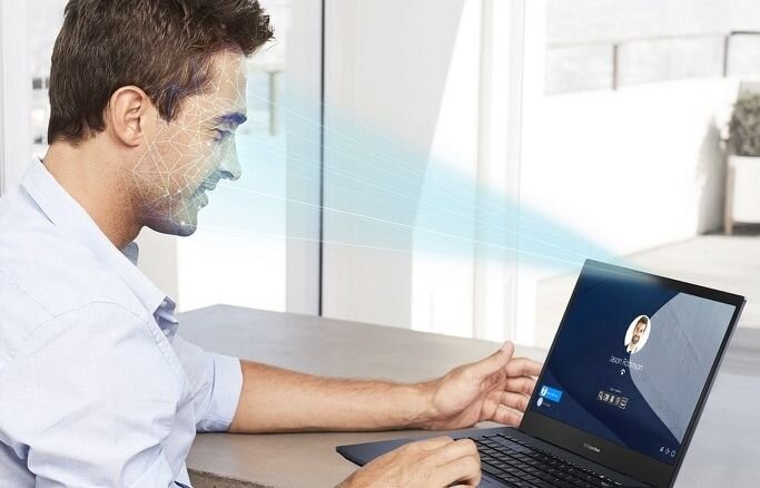 Laptop ASUS ExpertBook B5402CBA - Kamera na podczerwień