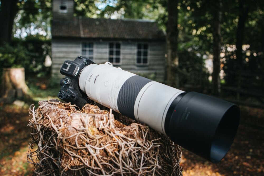 Obiektyw CANON RF 200-800mm f-6.3-9 IS USM ogniskowa przysłona ostrość pierścienie optyka soczewki powłoki montaż bagnet światło jasność zoom filtry waga