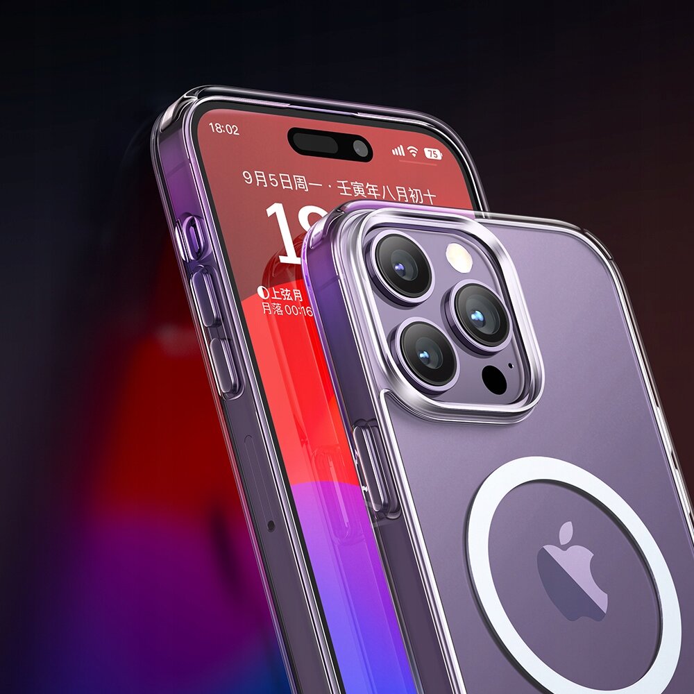 Na obrazie widoczne są dwa smartfony w przezroczystych etui z widocznym logo w kształcie jabłka. Na ekranie jednego z telefonów wyświetlana jest godzina 18:02 oraz tekst w języku chińskim.