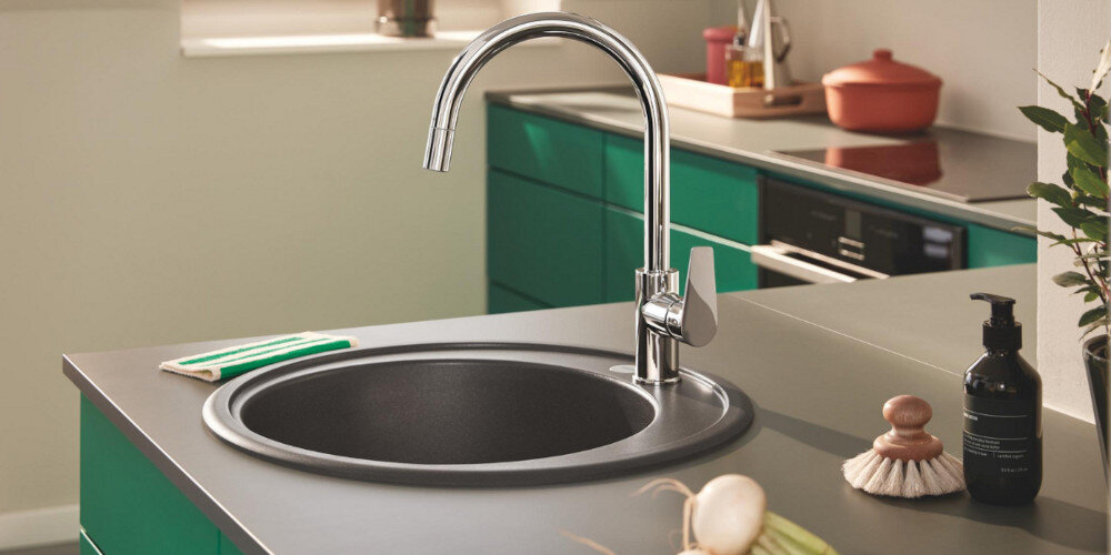 BATERIA KUCHENNA GROHE BAUEDGE 30536000 CHROM powierzchnia chromowana design styl kolekcja Bauedge