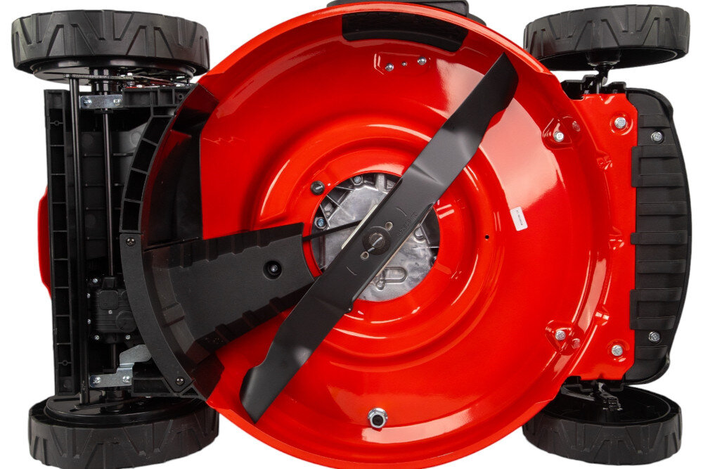 Kosiarka spalinowa GREENSO KS56-G224NE Ducar DV224 z napędem 560mm 4.4kW noze z wysokiej jakosci stali bardzo wytrzymale wyprofilowanie nozy ksztaltowane krawedzie tnace szerokosc koszenia 56 cm