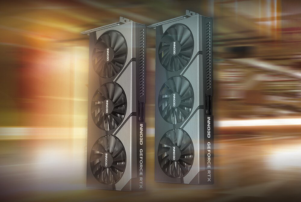 Karta graficzna INNO3D GeForce RTX 4080 Super X3 16GB Dwie karty graficzne ustawione pionowo na rozmytym tle pomarańczowych barwach, opis