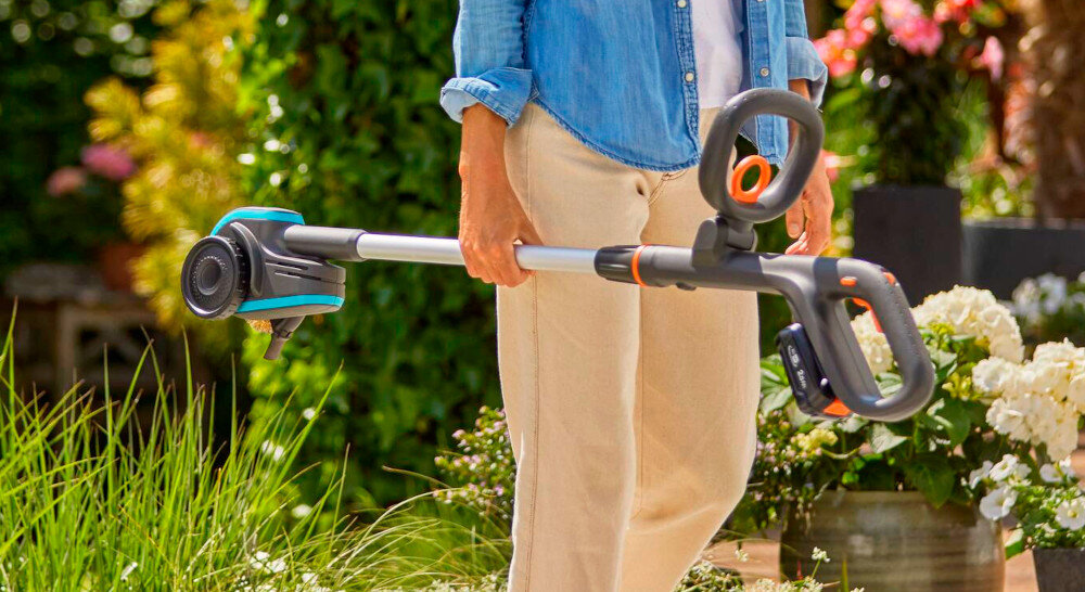 Szczotka akumulatorowa GARDENA EasyWeed 14820-55 do efektywnego i wygodnego utrzymania czystosci zaawansowana technologia akumulatorowa ergonomiczny design praca szybka skuteczna wygodna