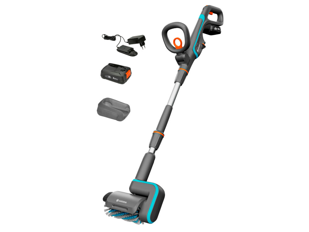 Szczotka akumulatorowa GARDENA AquaBrush Patio 18V P4A 14841-20 zestaw akumulator ladowarka szczotka rolkowa silikonowa oslona zabezpieczajaa akumulator dokumentacja