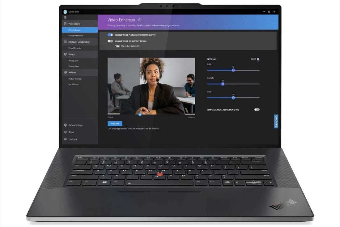 Laptop LENOVO ThinkPad Z16 G2 - Lenovo ThinkPad Z16 G2 z aplikacją do wideokonferencji, dobry wybór dla profesjonalistów pracujących zdalnie.