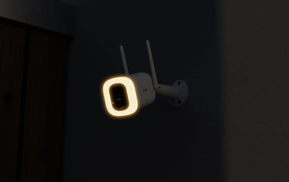 Kamera TESLA Floodlight Battery TSL-CAM-BF100 rejestruje wydarzenia odstrasza wbudowany alarm reflektory LED regulacja intensywności oświetlenia