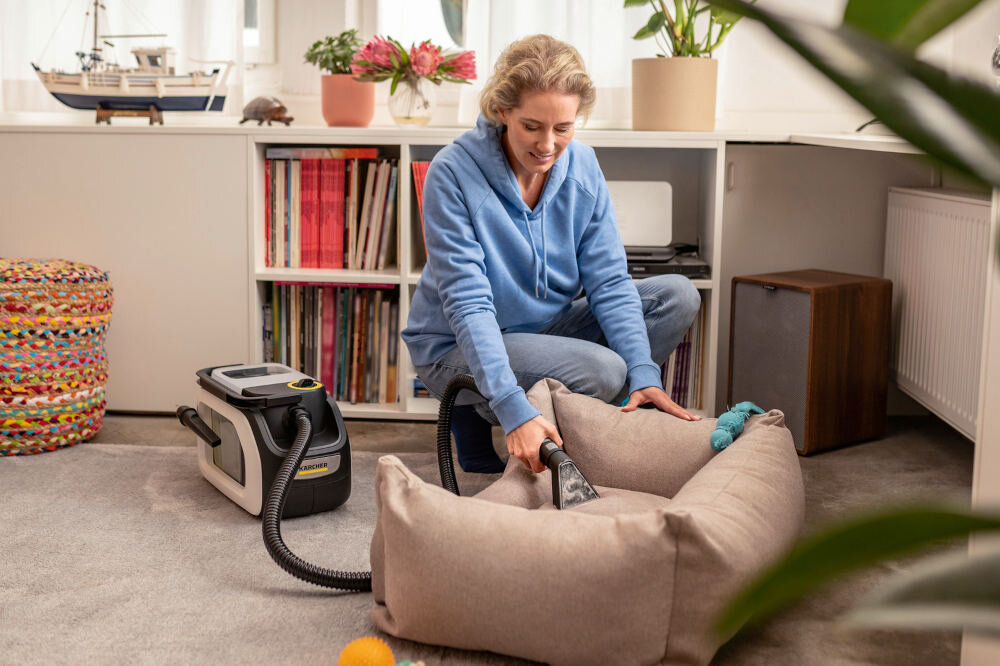 Odkurzacz KARCHER SE 3-18 Compact 1.081-506.0 Wygoda Pracy elastyczny wąż ssący przewód zasilający długość praktyczny schowek
