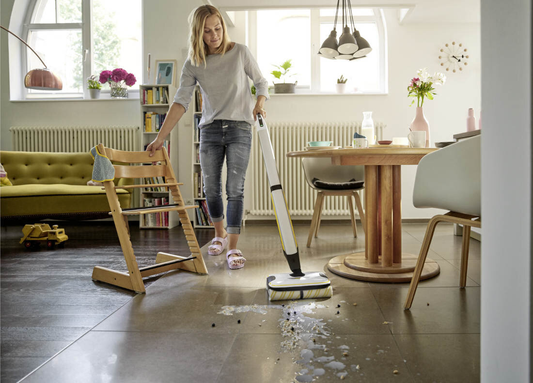 KARCHER FC 7 Акумуляторна електрична швабра 1.055-701.0 універсальність регулювання кількості води швидкість обертання Boost function surface