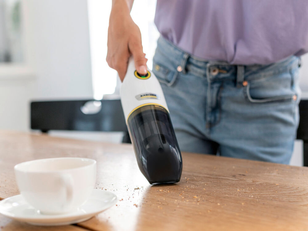 Odkurzacz ręczny KARCHER CVH 2-4 1.198-450.0 platforma bateryjna 4V