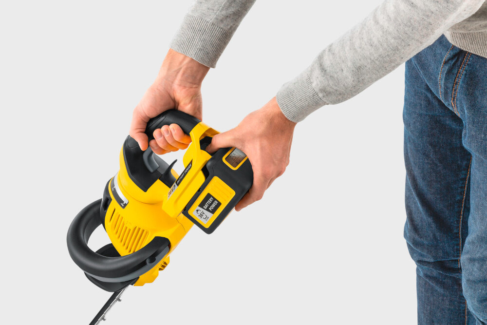 Nożyce do żywopłotu KARCHER HGE 36-60 1.444-250.0 akumulatorowe narzdzie akumulatorowe platforma KARCHER Battery Power 36 V niezrownana wydajnosc wygodne uzytkowanie bateria litowo-jonowa dluga zywotnosc stala moc technologia monitorowania wymienna kompatybilna z urzadzeniami KARCHER