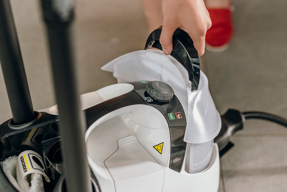Parownica KARCHER SC 5 EasyFix Iron 1.512-661.0 nagrzewanie wskaźnik diodowy pojemność zbiornika