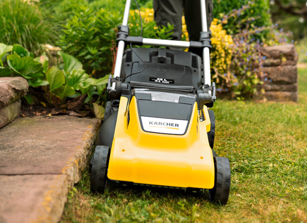 Kosiarka akumulatorowa KARCHER LMO 5-18 Dual 1.445-430.0 noze wyprofilowane zz wysokiej jakosci stali ksztaltowanie krawedzi tnacych szeroksc robocza 41 cm