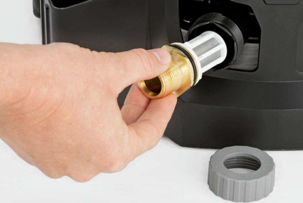 Myjka ciśnieniowa KARCHER HD 5/15 CX Plus (1.520-934.0) obniżanie ciśnienia silnik głowica