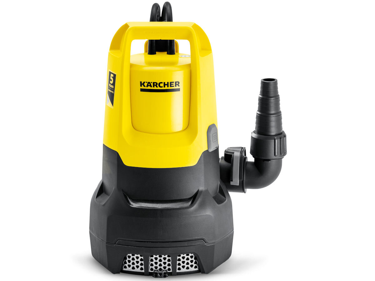 Pompa zanurzeniowa do wody brudnej KARCHER SP 22.000 Flood Box elektryczna 1.645-853.0, średnica, cząstki, filtr, zanieczyszczenia, na białym tle pompa karcher frontem na wprost