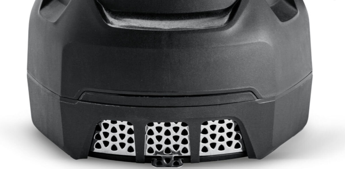 Pompa zanurzeniowa do wody brudnej KARCHER SP 22.000 Flood Box elektryczna 1.645-853.0, pierścień, uszczelnianie, ceramiczne, woda, na białym tle zbliżenie na dolną partię pompy