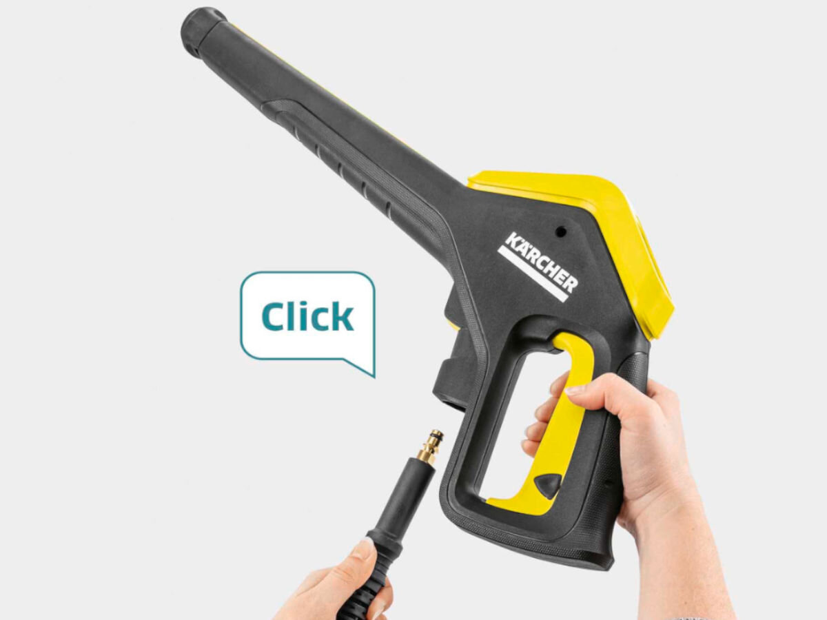 Pistolet KARCHER 2.644-327.0, system, Quick Connect, podłączanie, czas, na białym tle dłoń trzyma pistolet, obok tekst Click