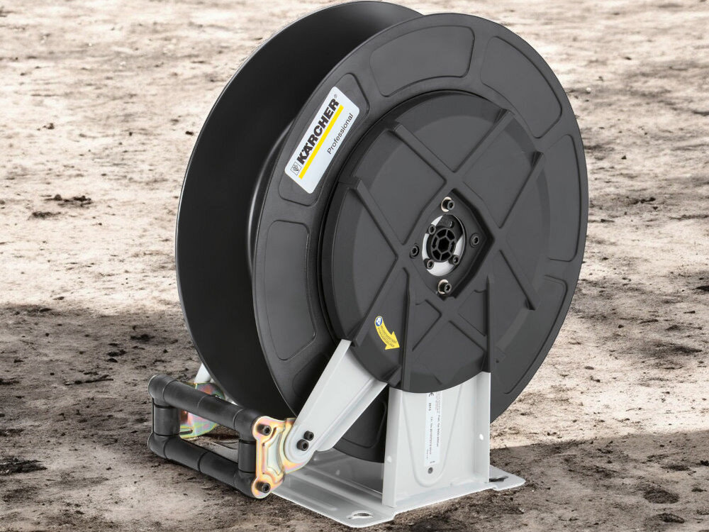 Bęben na wąż KARCHER 6.392-074.0 na betonie