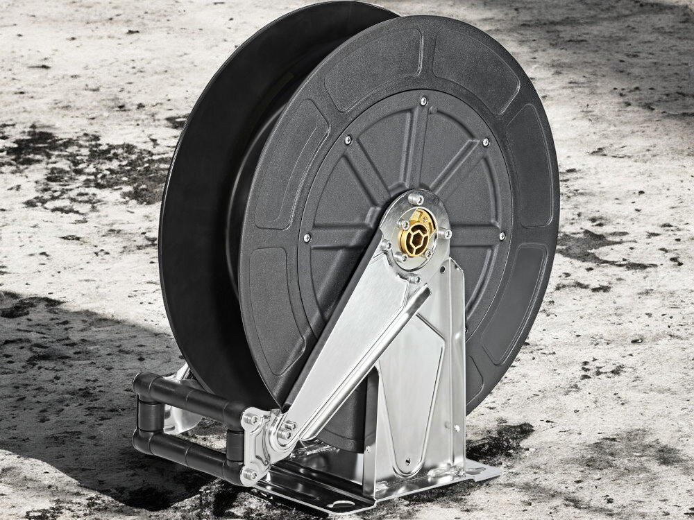 Bęben na wąż KARCHER 6.392-083.0 na betonie
