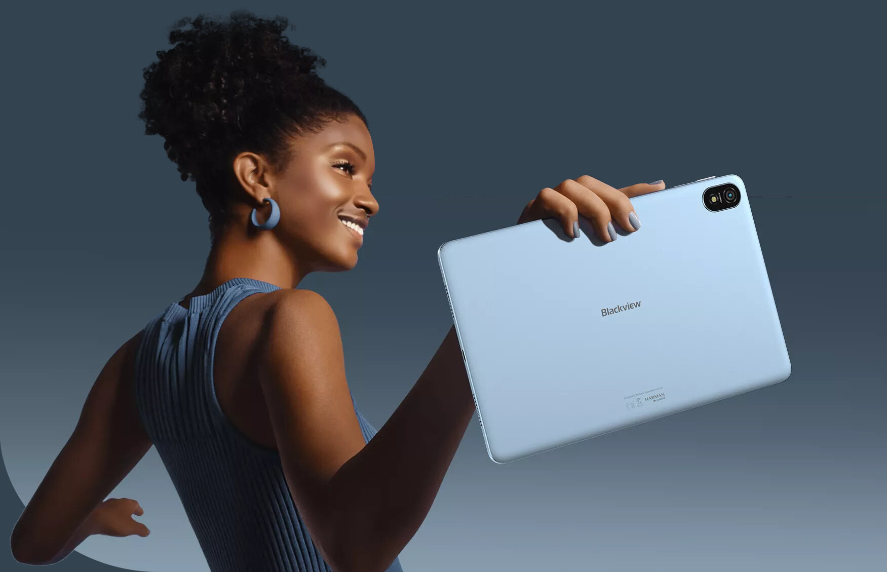 Blackview tab 18 Moc trwałość komfort ultracienka obudowa wyświetlacz FHD+ 2,4K certyfikat TÜV SÜD Helio G99 8GB RAM 256GB ROM bateria półprzewodnikowa szybkie ładowanie 33W odwrotna ładowarka 22 000 mAh wytrzymałość wodoodporność aparat 48 MP Harman Kardon WPS Office rysik tryb komputerowy Android 13 prywatność bezpieczeństwo dual-SIM NFC GPS Glonass Galileo Beidou globalna kompatybilność sieciowa