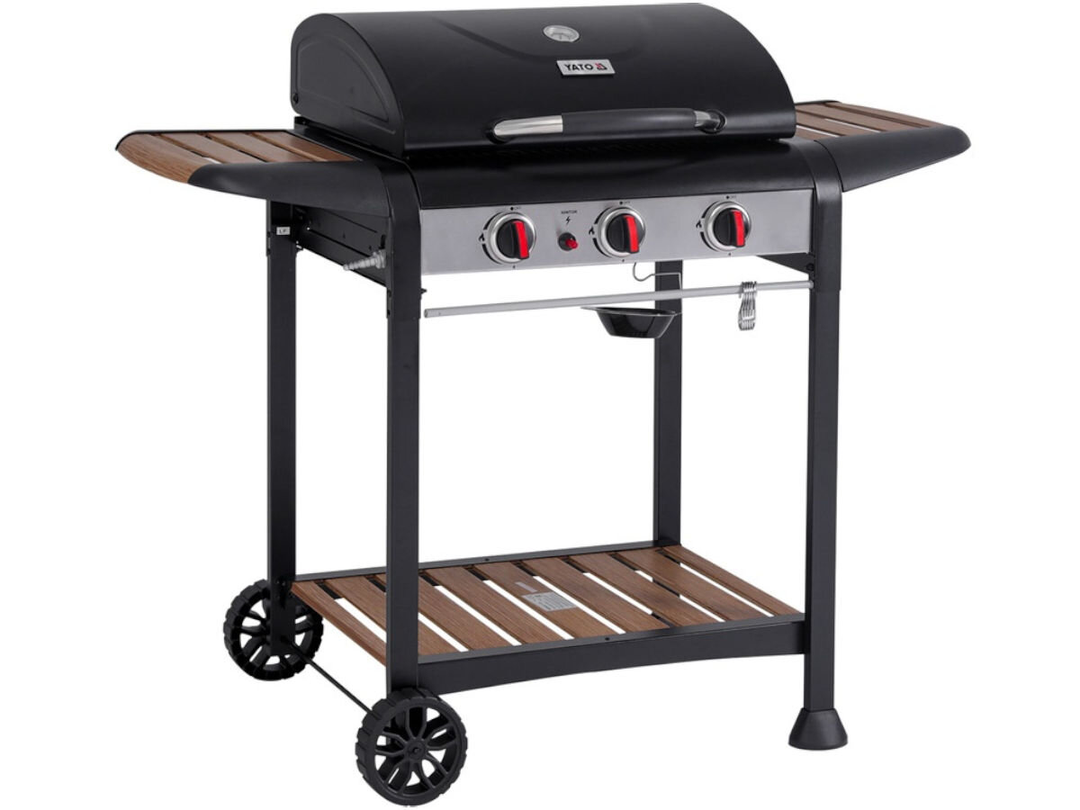 Grill gazowy YATO YG-20009 9 KW 60 x 42 cm, modny, wygląd, stal, aranżacja, na białym tle grill stoi pionowo frontem lewo skos